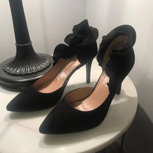 Black heels